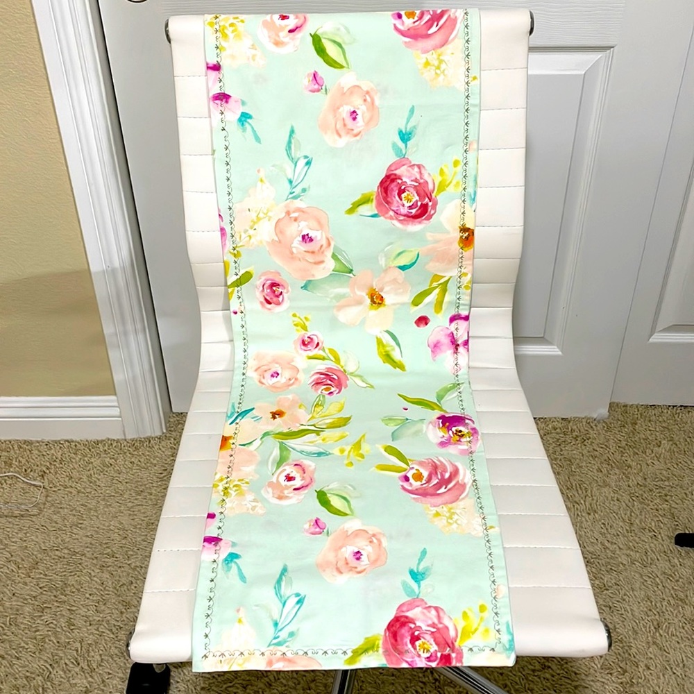 Floral table runner with detailed stitch, 44”x13”